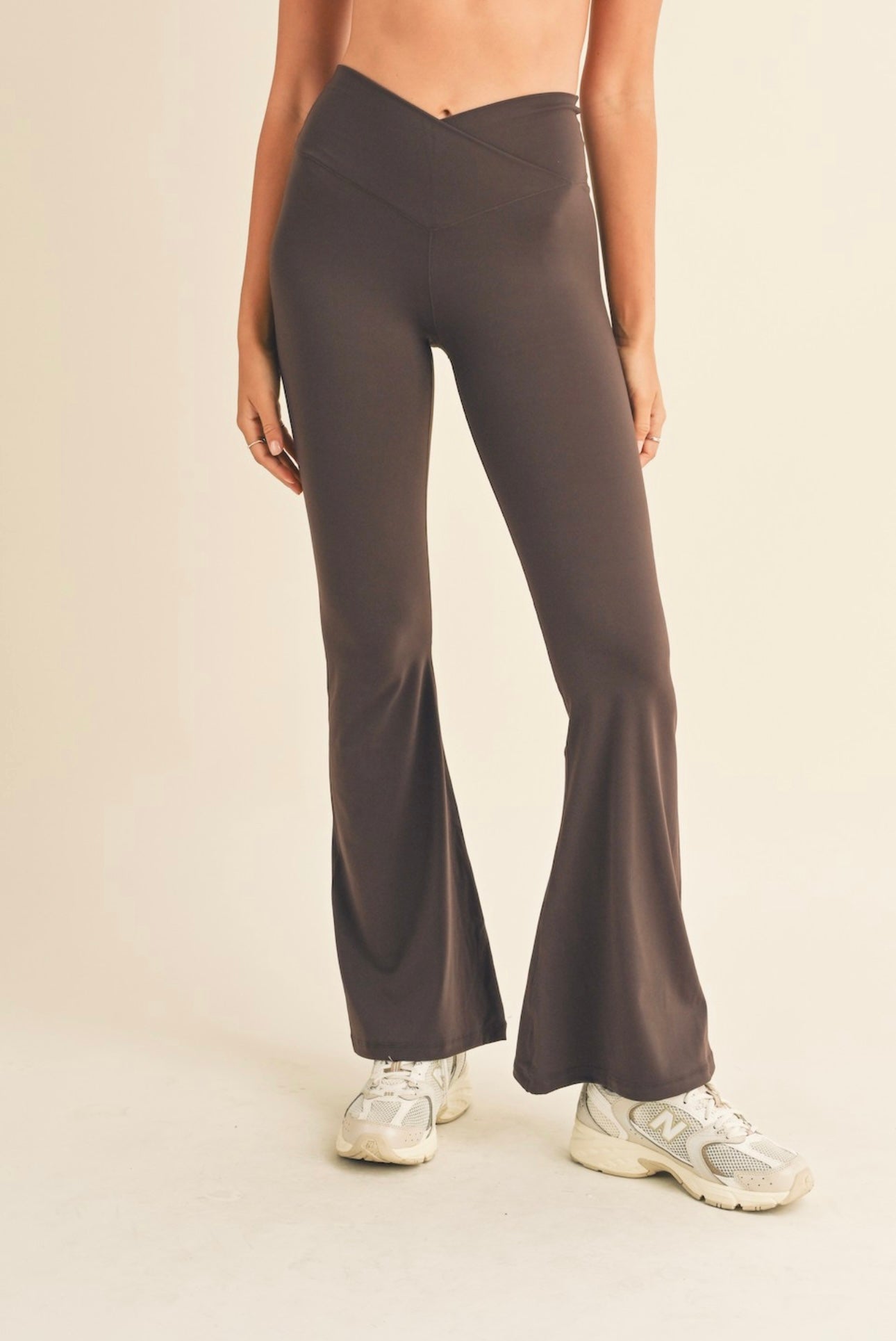 Zora High Waist Crossover Leggings